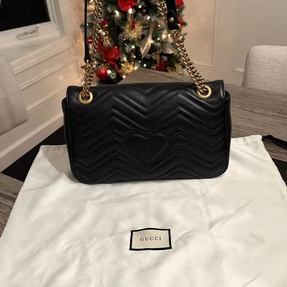 Gucci Black Quilted Marmont w/Gold Hardware - Picture 3 of 16